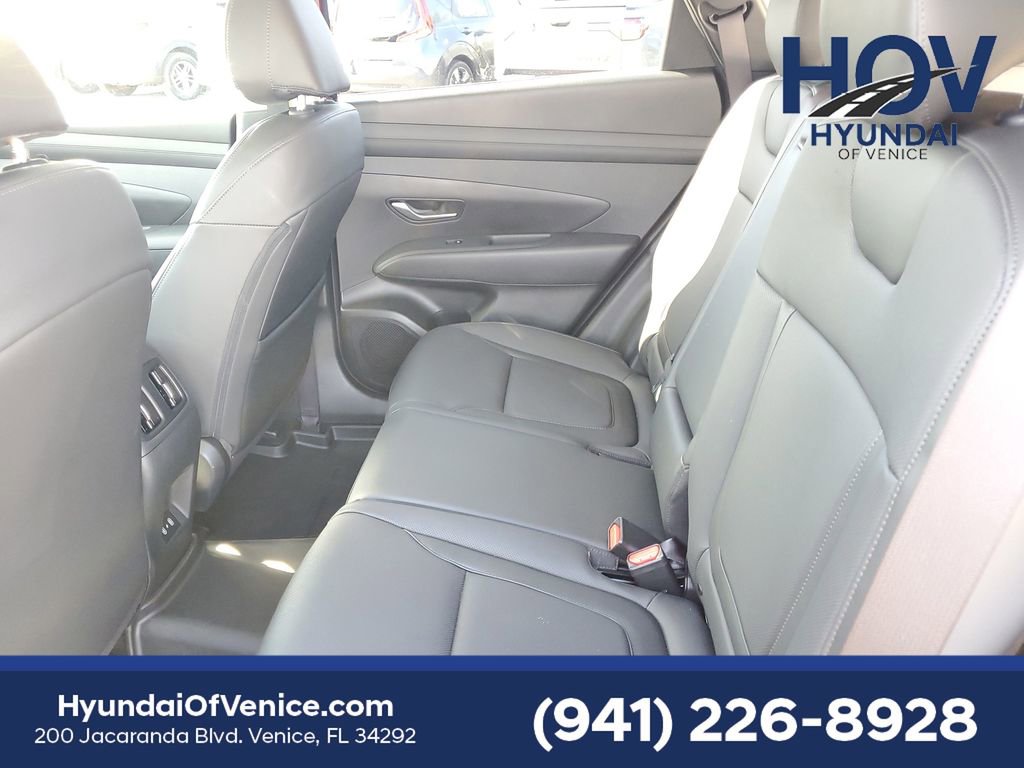 Certified 2025 Hyundai Tucson SEL image 18