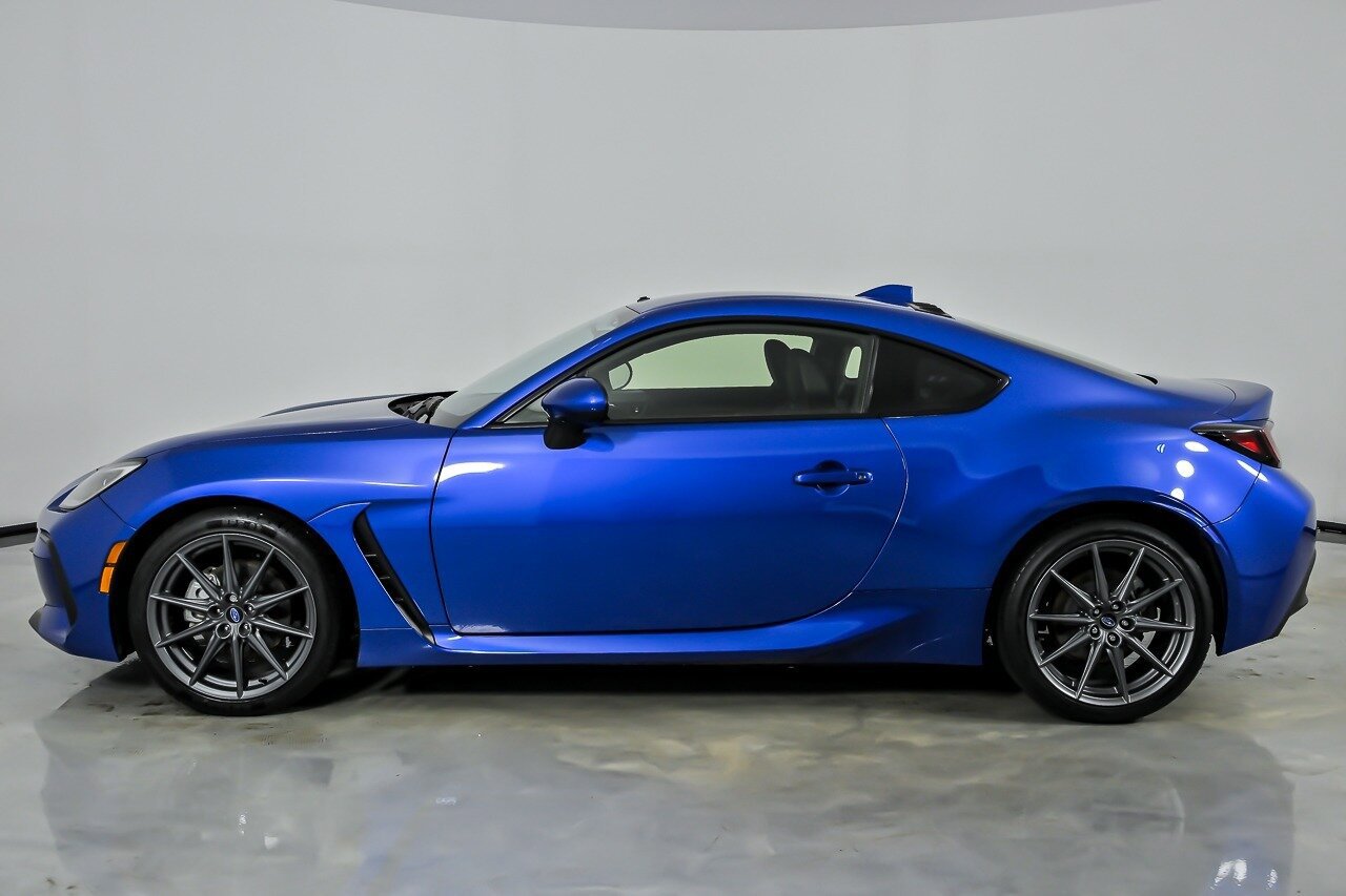 Used 2024 Subaru BRZ Limited RWD image 8