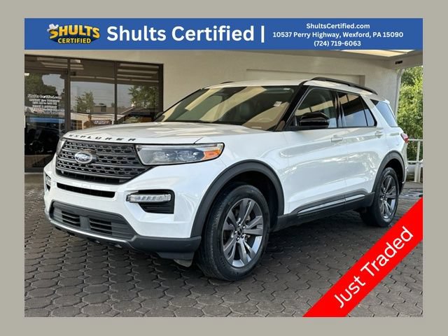 Certified 2023 Ford Explorer XLT w/ Equipment Group 202A AWD/4WD image 1