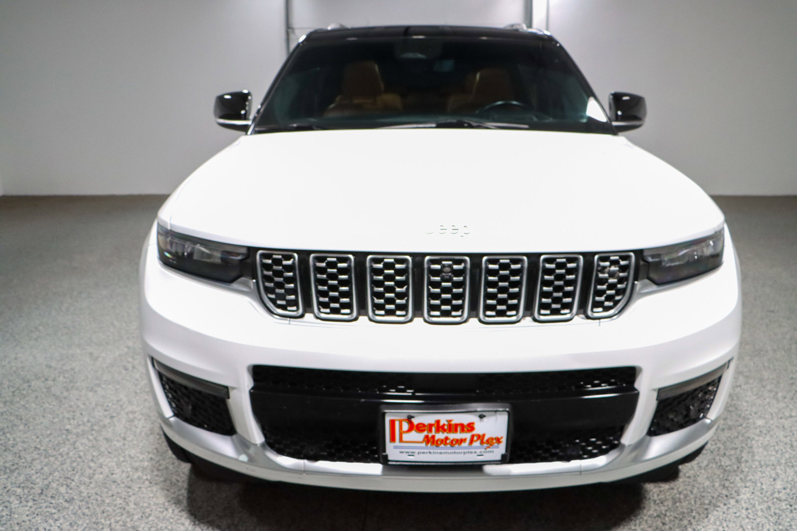 Used 2022 Jeep Grand Cherokee L Summit w/ Advanced Protech Group IV image 4