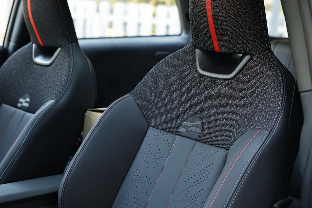 New 2026 MINI Cooper S image 21