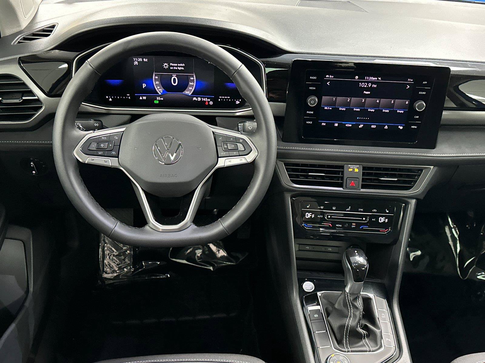 New 2025 Volkswagen Taos SE AWD/4WD image 13