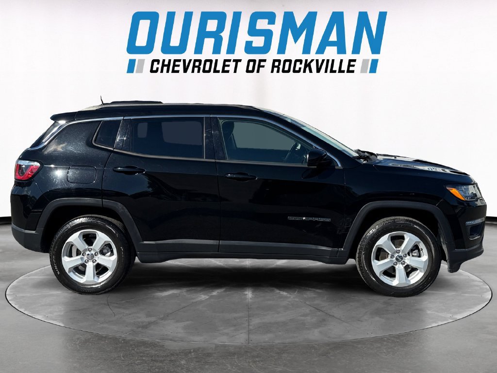Used 2020 Jeep Compass Latitude w/ Popular Equipment Group AWD/4WD image 7