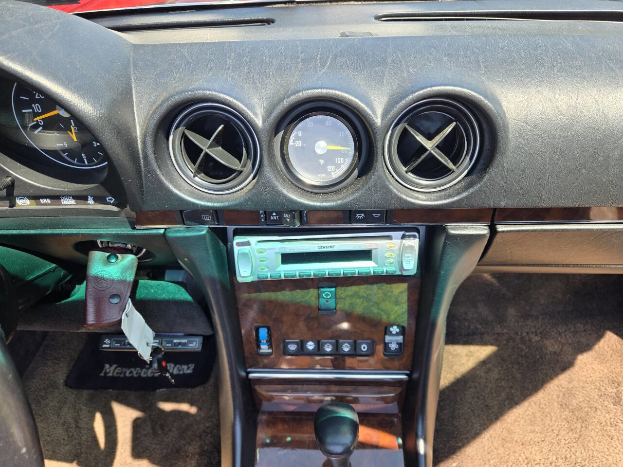 Used 1988 Mercedes-Benz 560 SL image 26