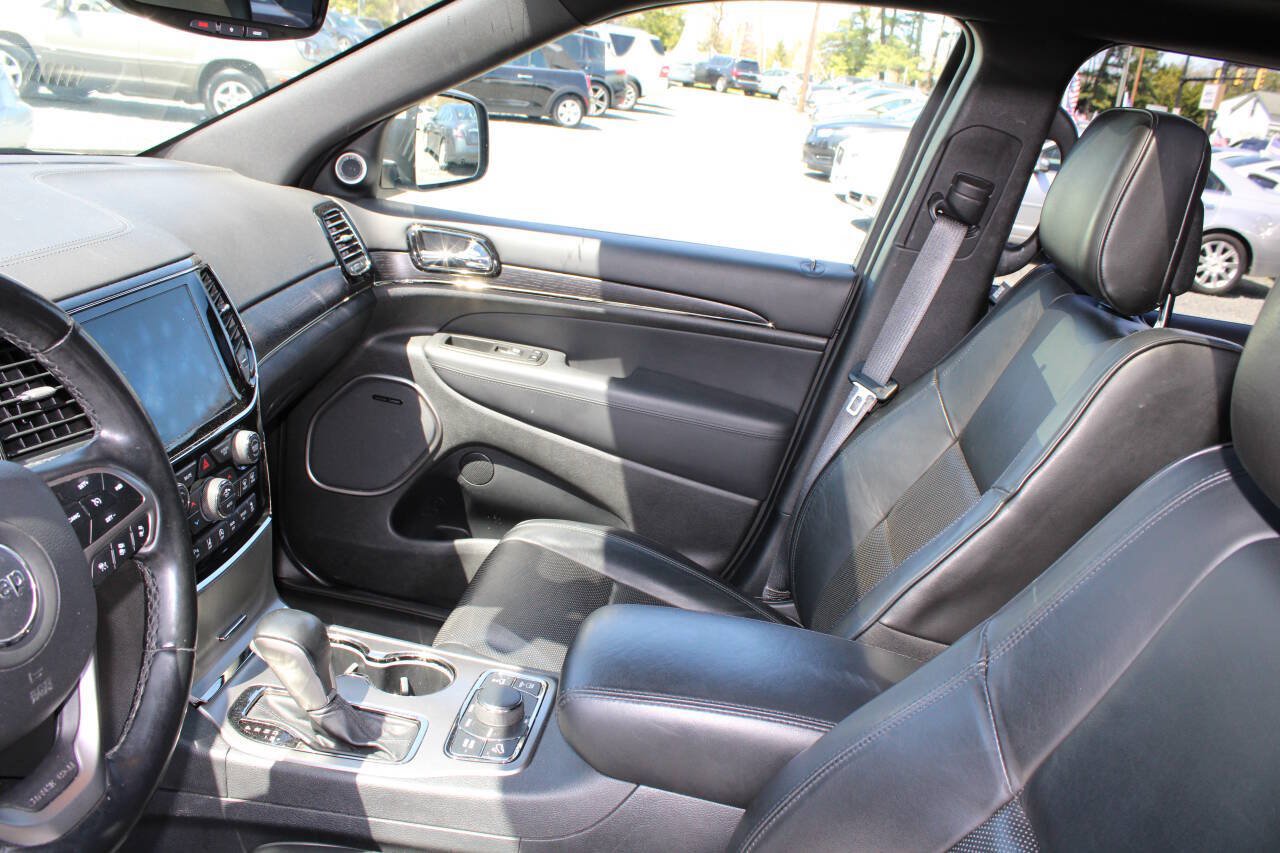 Used 2020 Jeep Grand Cherokee High Altitude AWD/4WD image 14