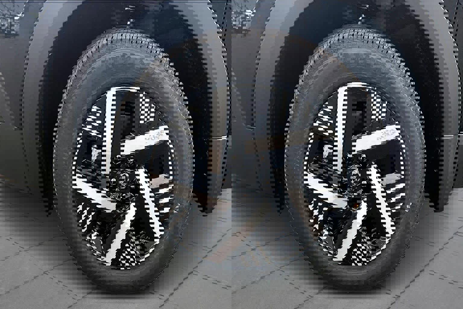 New 2026 Nissan Kicks SV image 9