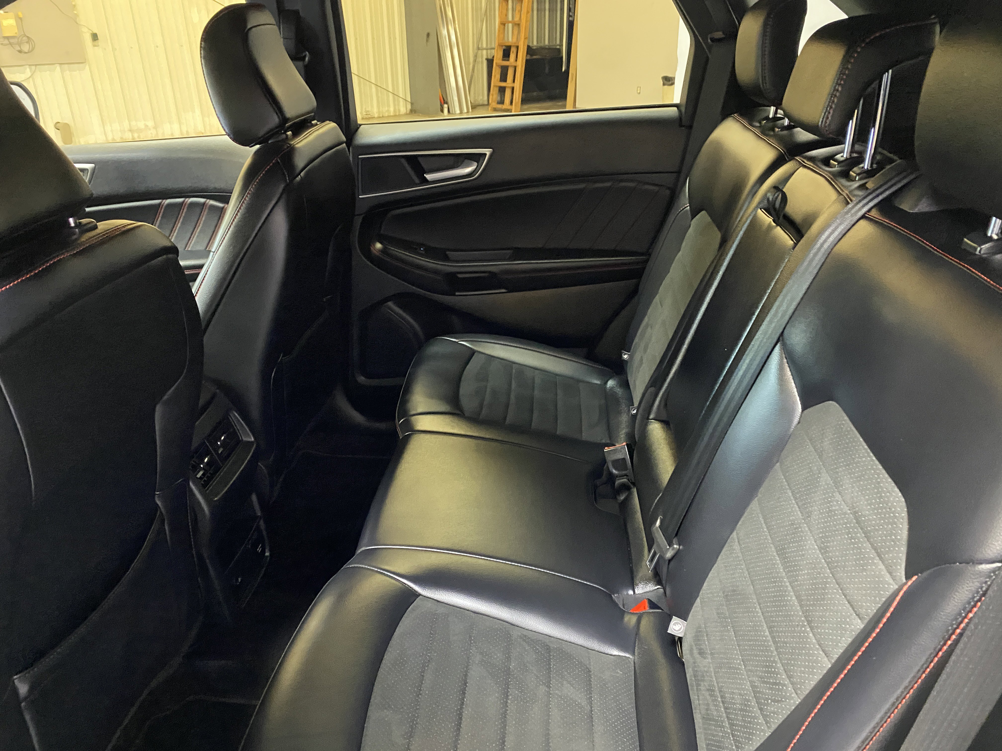 Used 2024 Ford Edge ST-Line image 22