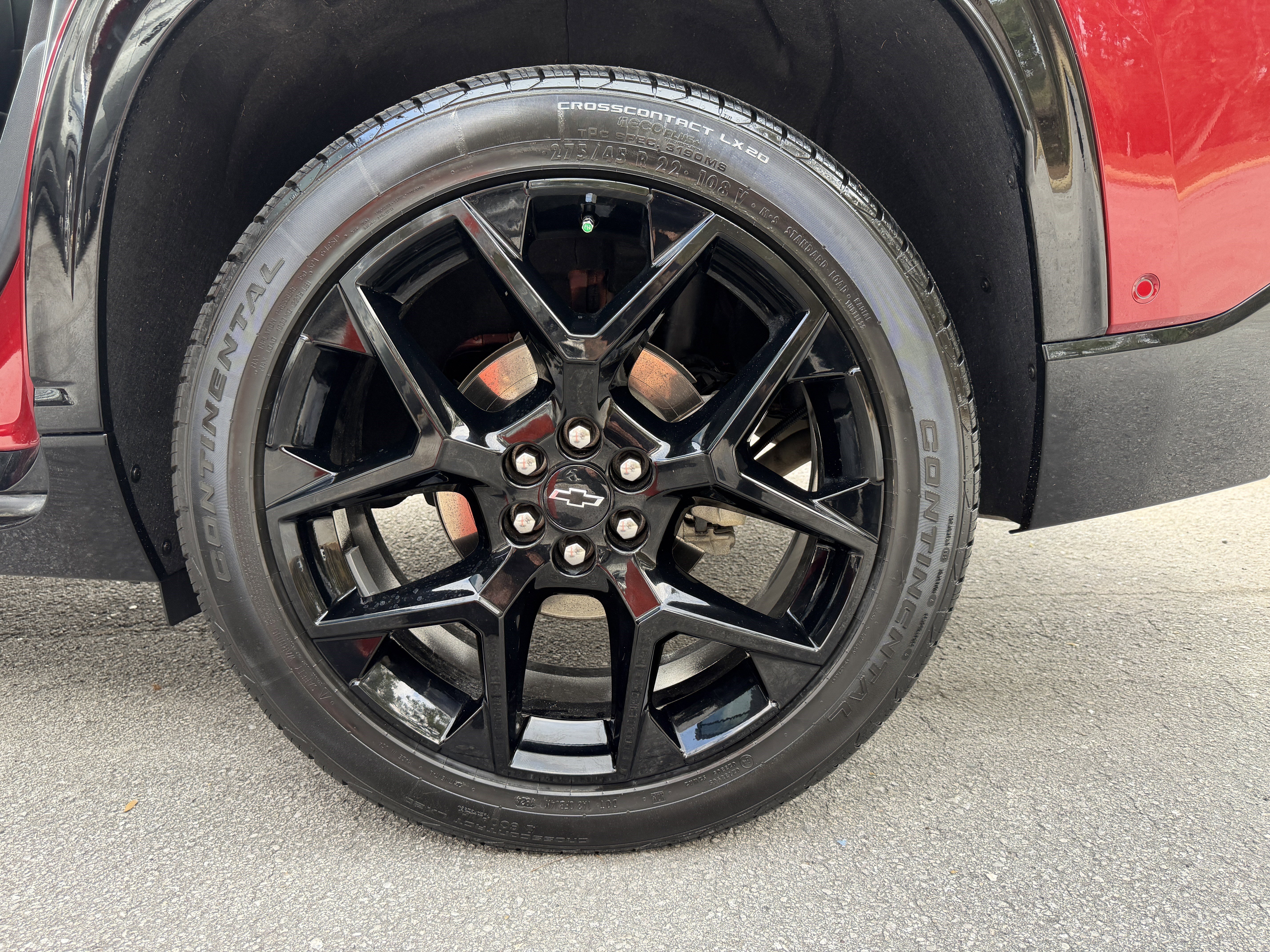 Used 2024 Chevrolet Traverse RS w/ LPO, Floor Liner Package image 12