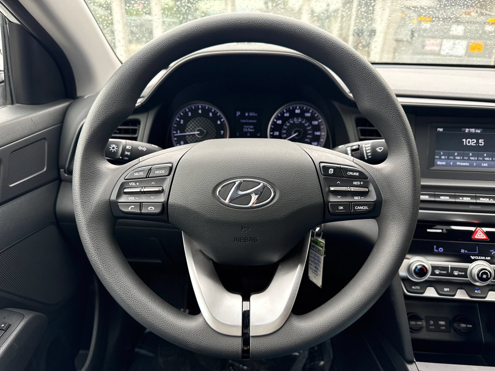 Used 2020 Hyundai Elantra SE w/ Cargo Package (C1) FWD image 14