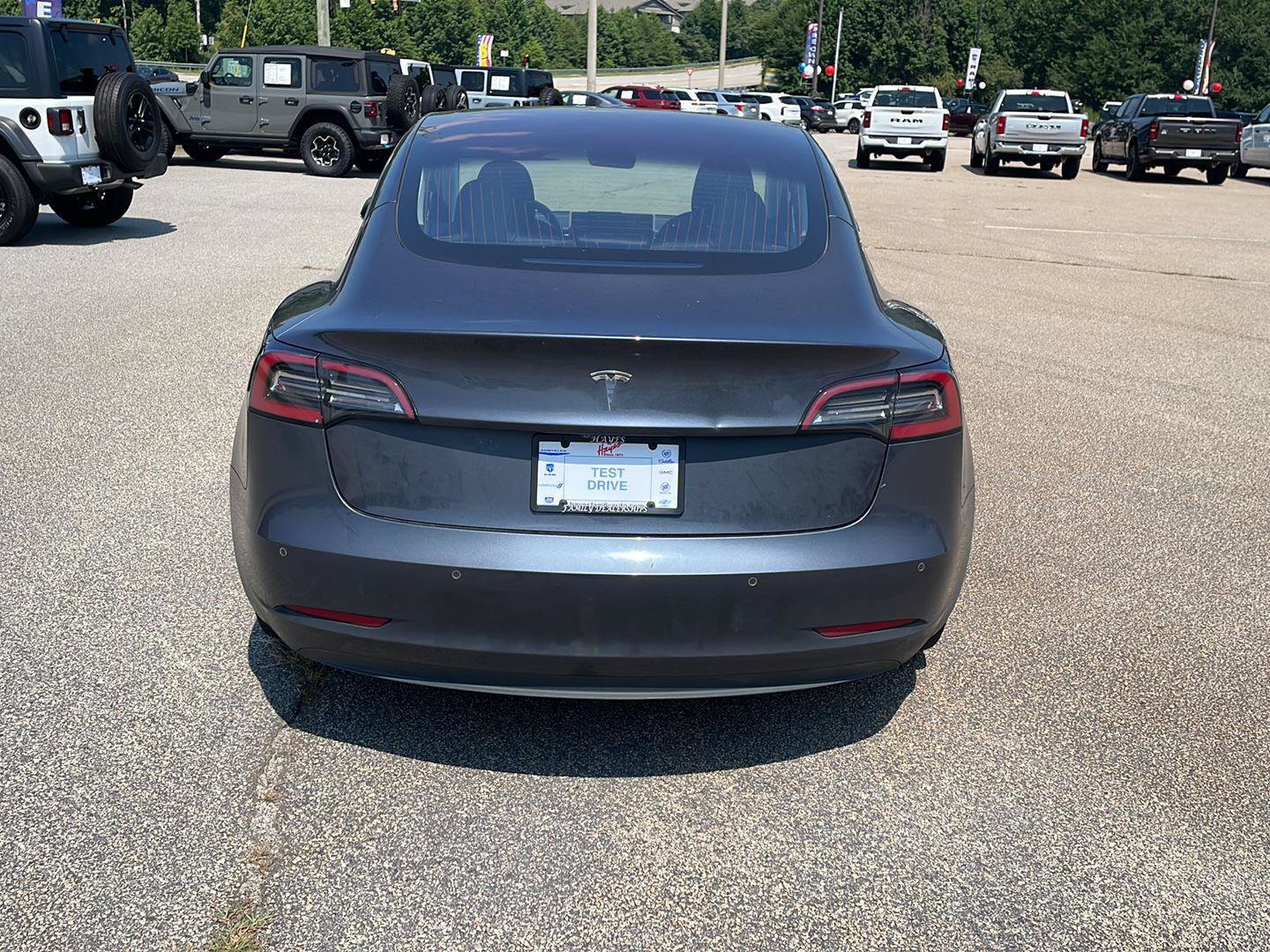 Used 2018 Tesla Model 3 Long Range RWD image 4