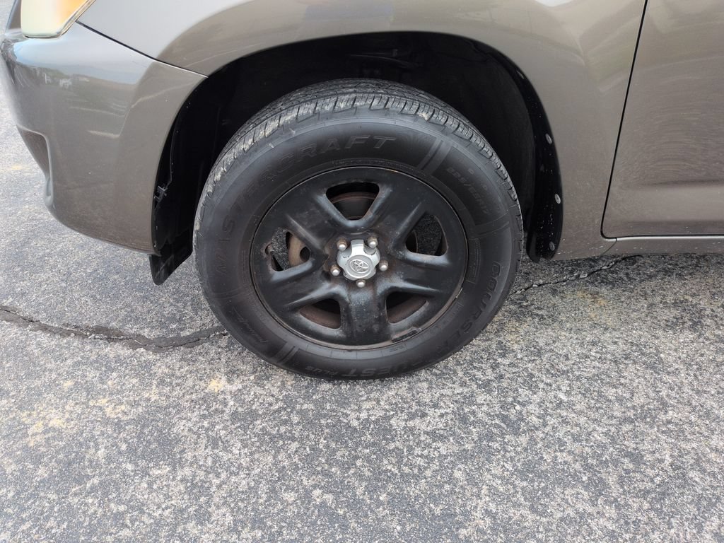 Used 2011 Toyota RAV4 4WD w/ Base L4 Extra Value Pkg image 27