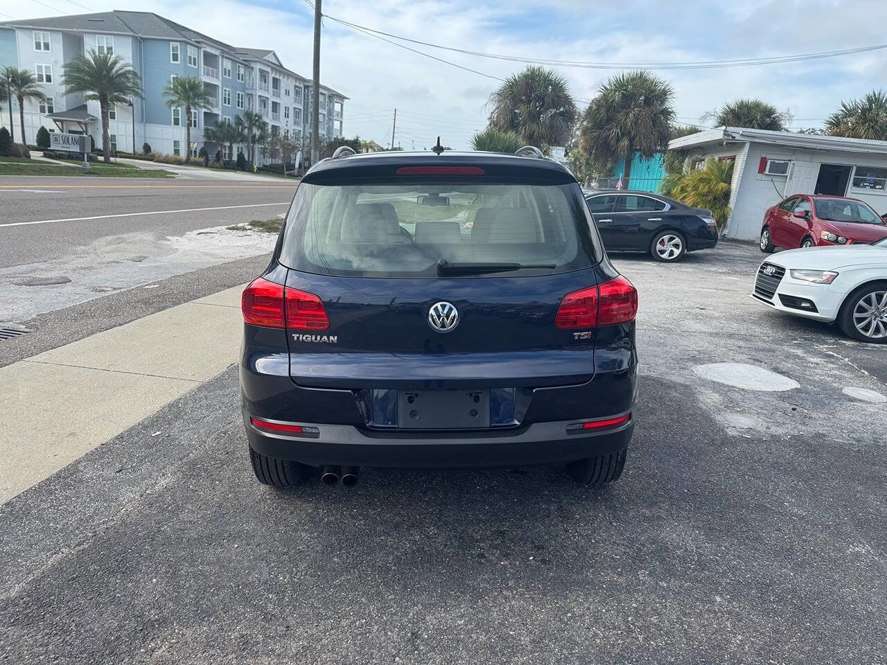 Used 2016 Volkswagen Tiguan S image 7