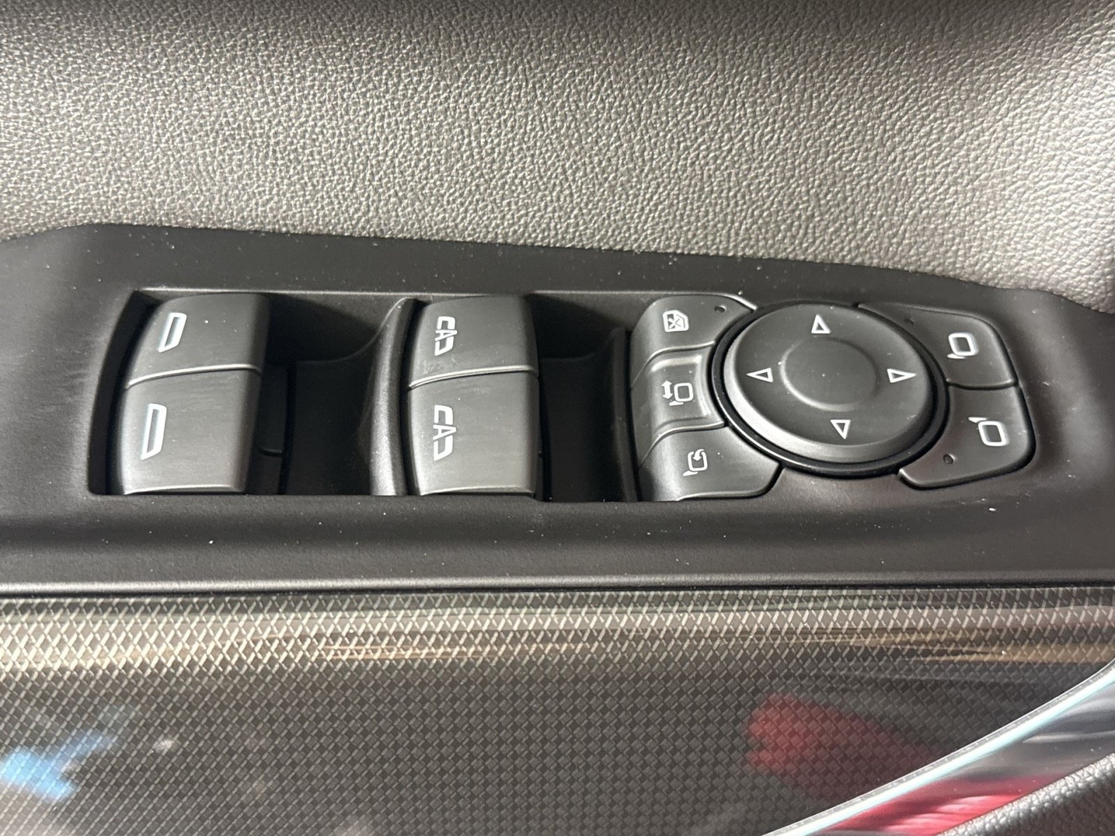 Used 2022 GMC Sierra 2500 AT4 w/ AT4 Premium Plus Package AWD/4WD image 15