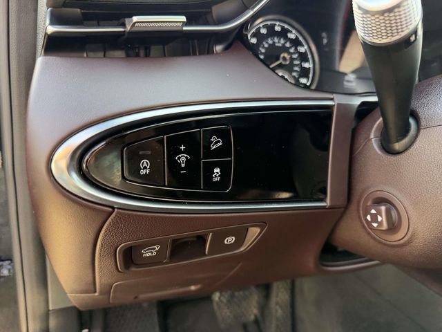 Used 2022 Genesis GV70 2.5T w/ Advanced Package image 25