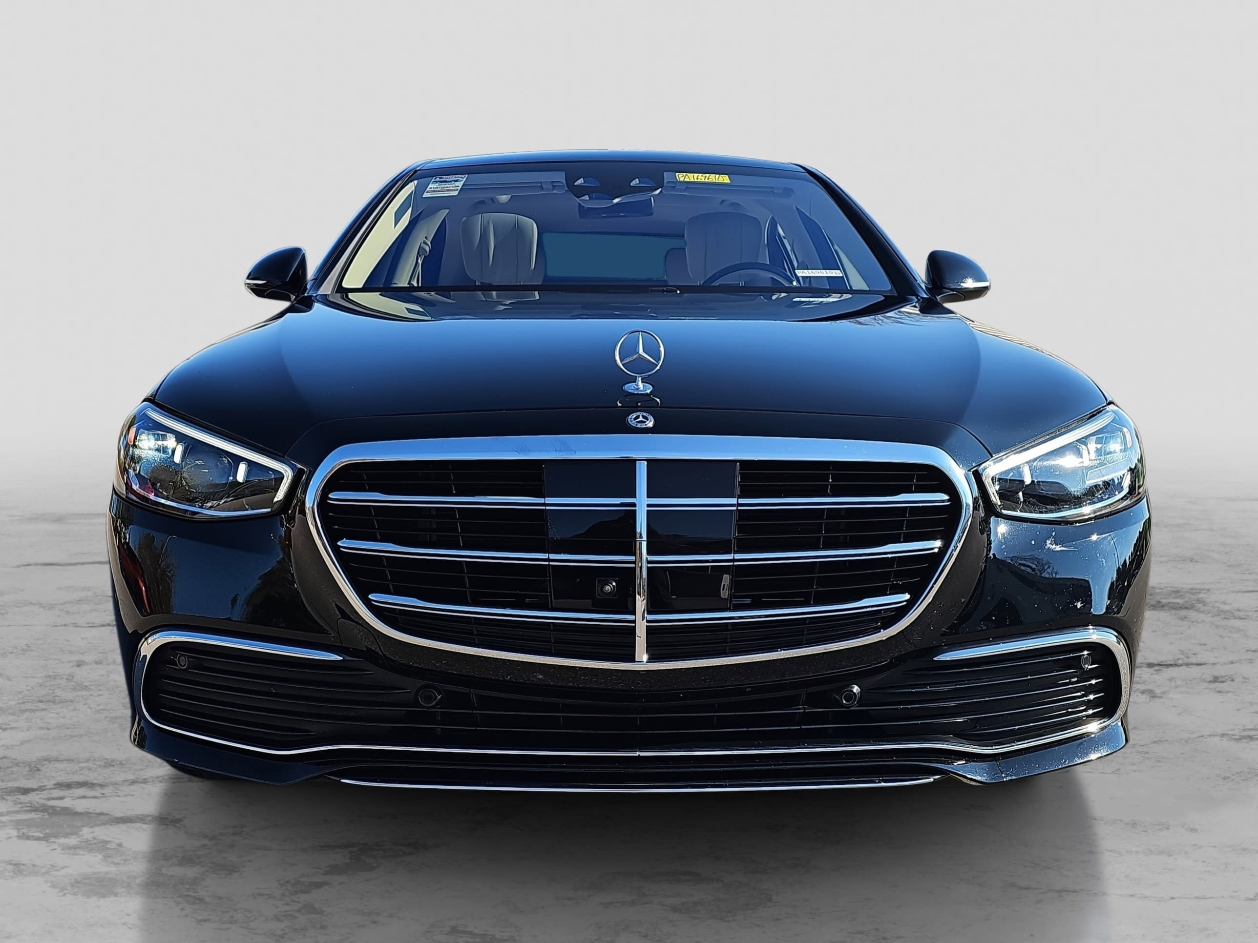Certified 2023 Mercedes-Benz S 500 4MATIC image 2