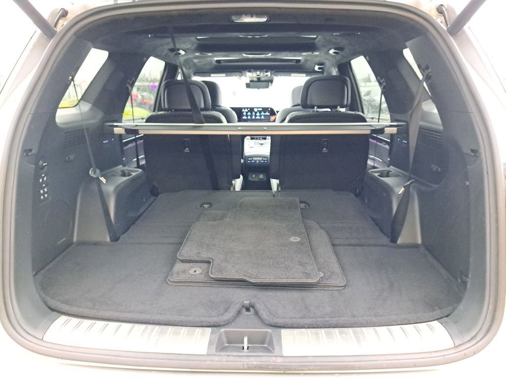 Used 2024 Hyundai Palisade Calligraphy image 28