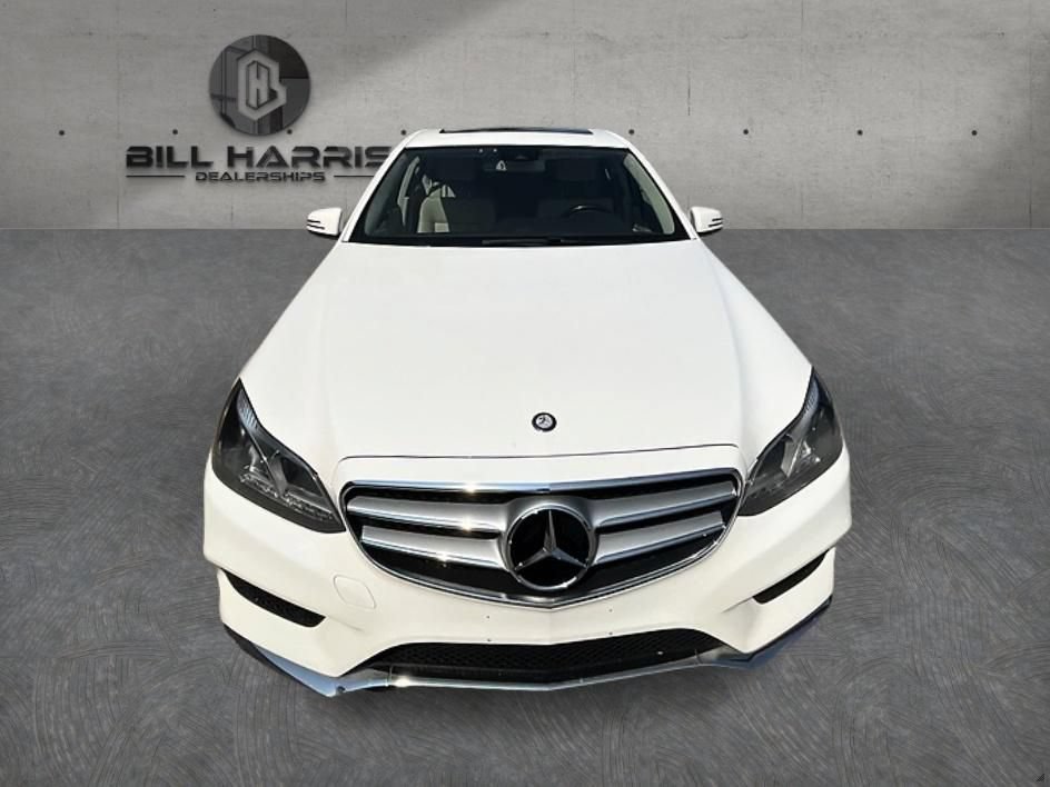 Used 2014 Mercedes-Benz E 350 4MATIC Sedan image 2