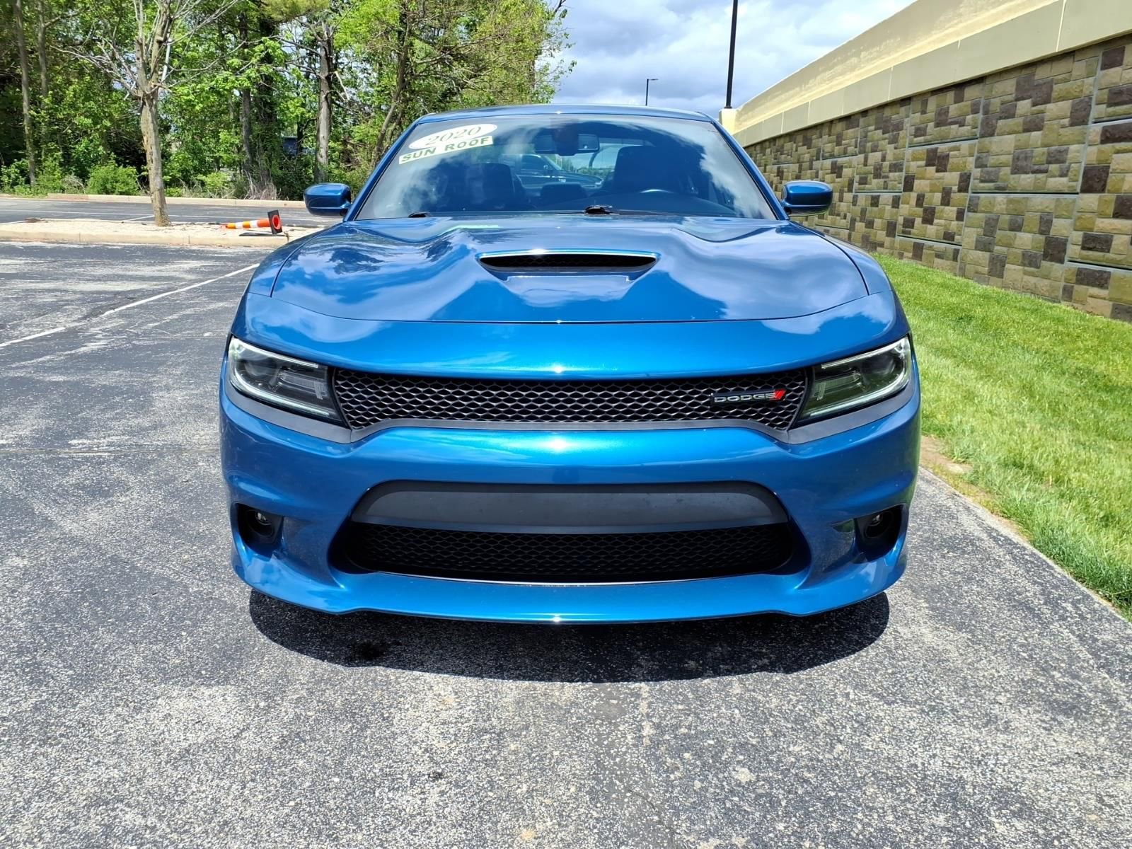 Used 2020 Dodge Charger R/T w/ Plus Group RWD image 3
