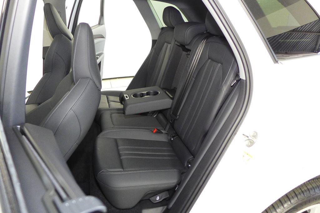 Used 2025 Audi Q5 Premium Plus w/ Premium Plus AWD/4WD image 21