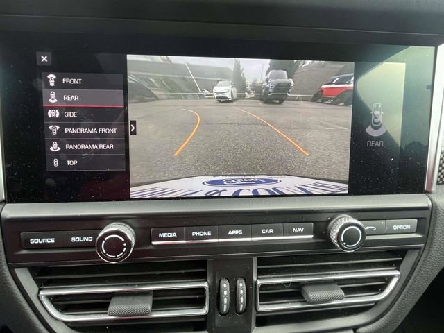 Used 2020 Porsche Macan Turbo image 17