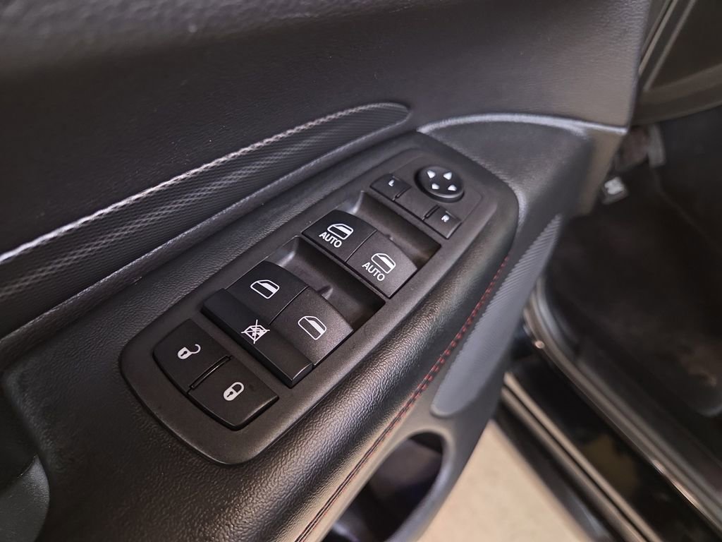 Certified 2025 Dodge Durango GT image 12