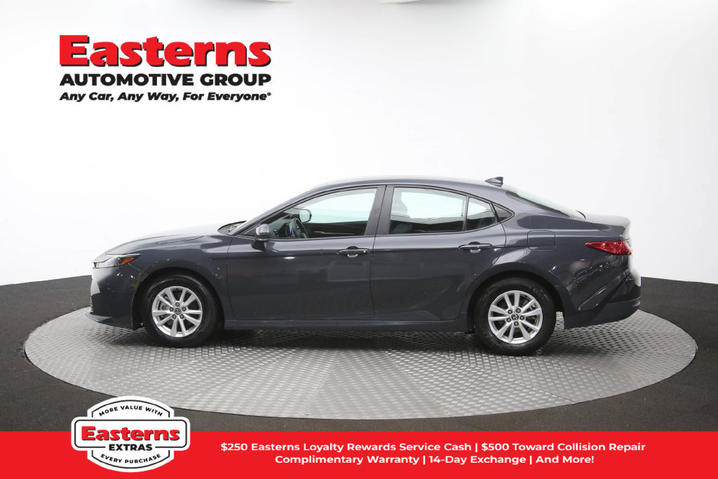 Used 2025 Toyota Camry LE FWD image 59