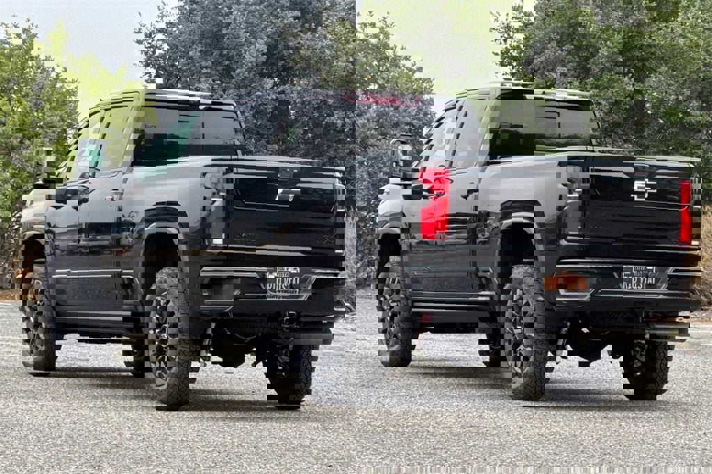 New 2025 Chevrolet Silverado 3500 High Country w/ Midnight Edition image 6