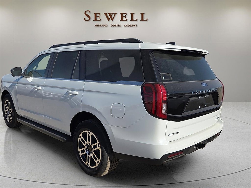 New 2025 Ford Expedition Active image 3