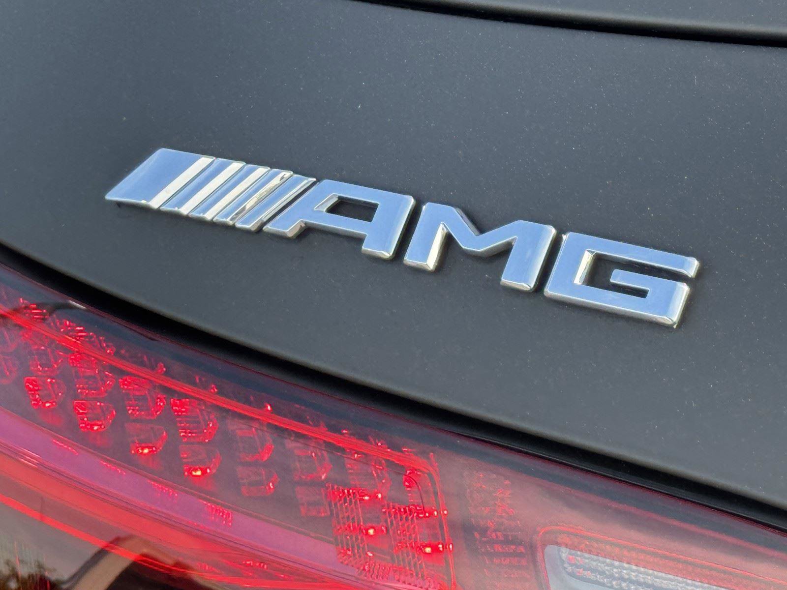 Used 2022 Mercedes-Benz SL 63 AMG 4MATIC image 28