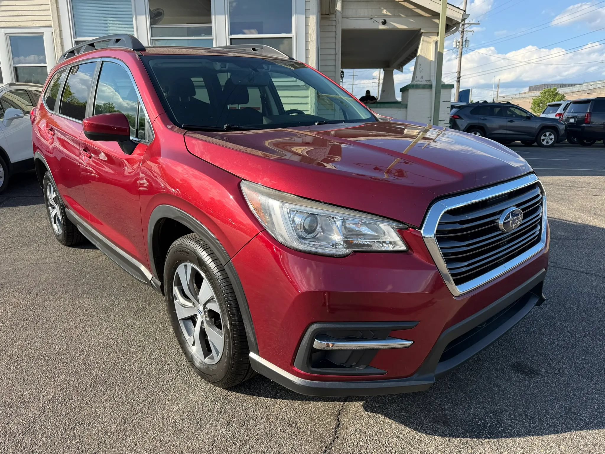 Used 2019 Subaru Ascent Premium AWD/4WD image 5