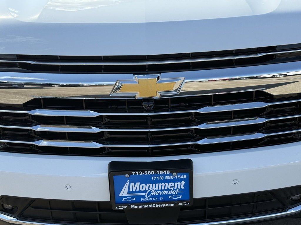 New 2026 Chevrolet Suburban LT w/ Comfort Package image 4