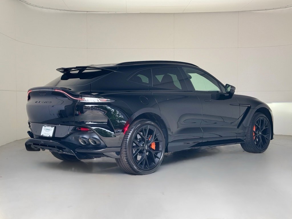 New 2025 Aston Martin DBX 707 image 2