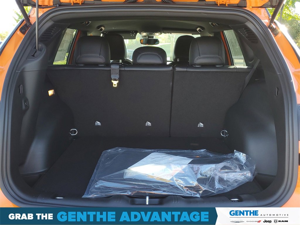 Used 2026 Jeep Compass Limited image 28