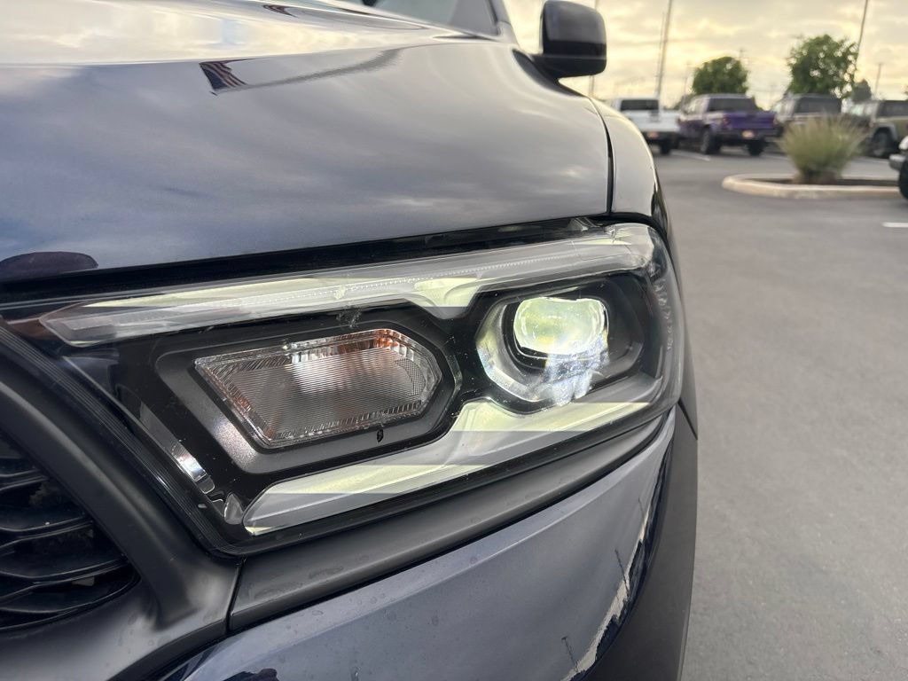 Used 2023 Dodge Durango R/T w/ Blacktop Package AWD/4WD image 9