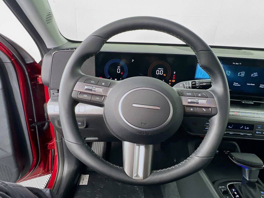 Certified 2025 Hyundai Kona SEL image 11