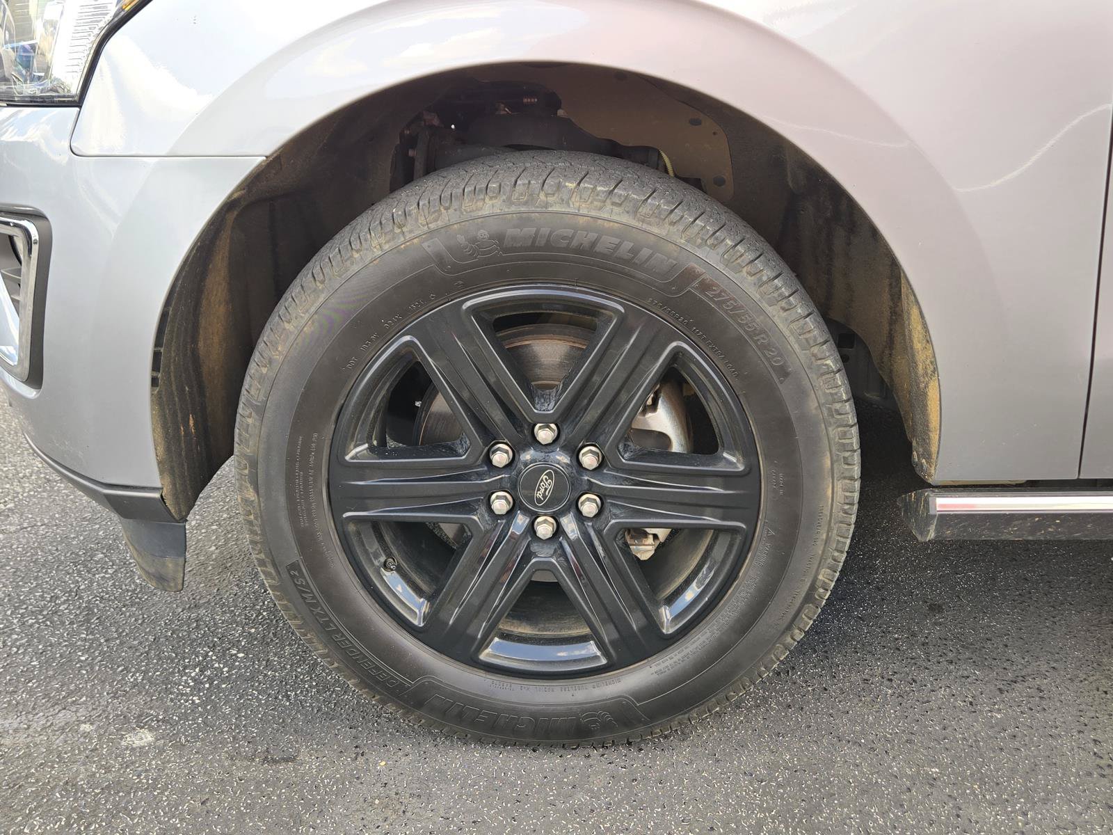 Used 2021 Ford Expedition Limited AWD/4WD image 8