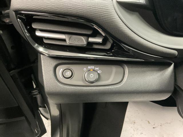 New 2026 Buick Envista Avenir image 11