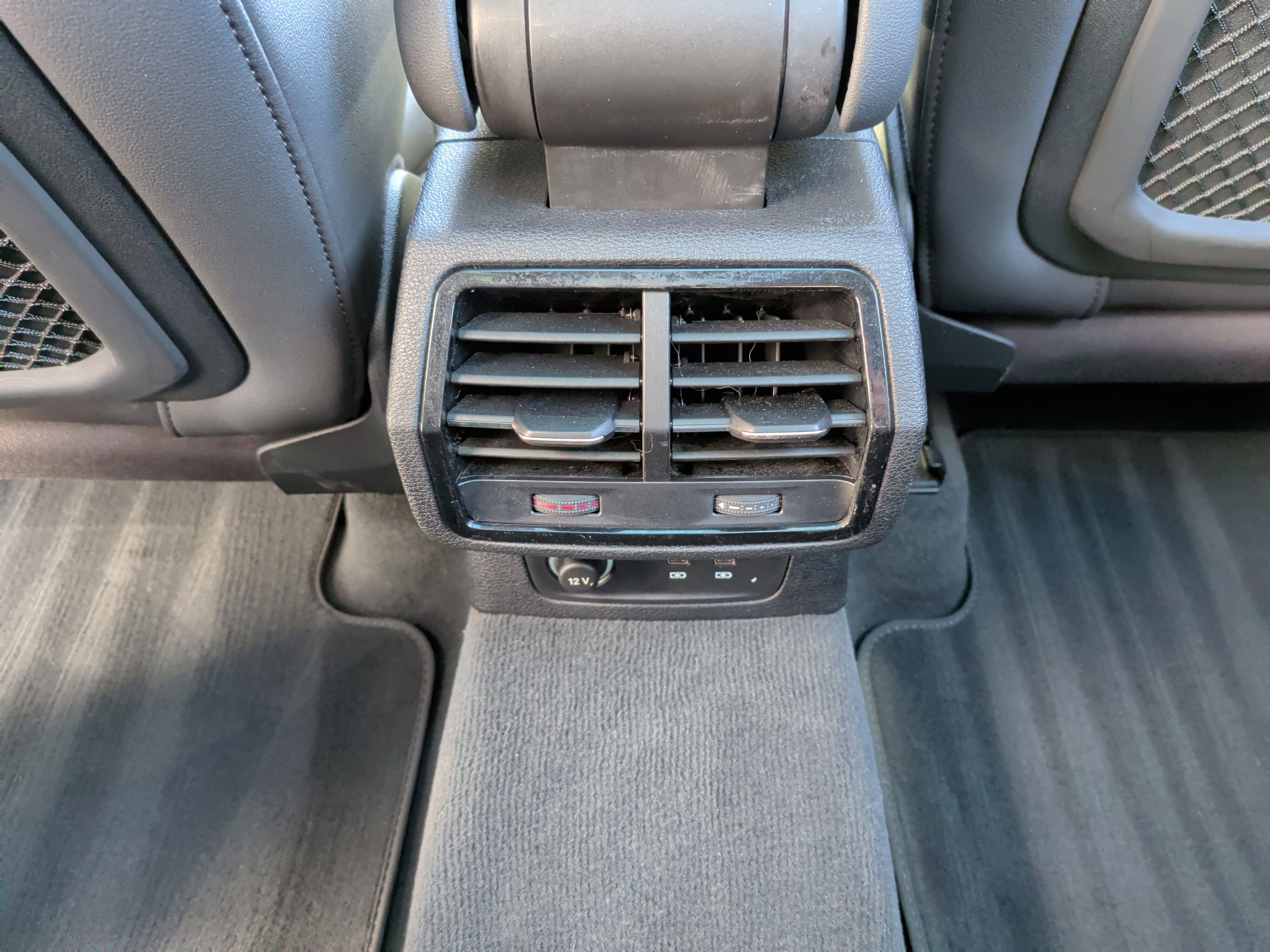 Certified 2022 Audi Q3 2.0T Premium w/ Convenience Package image 36