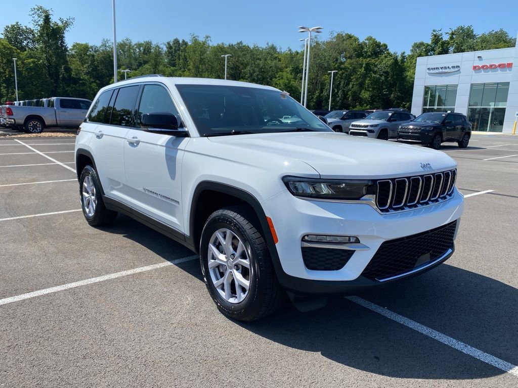 Used 2022 Jeep Grand Cherokee Limited w/ Trailer Tow Prep Group (B)