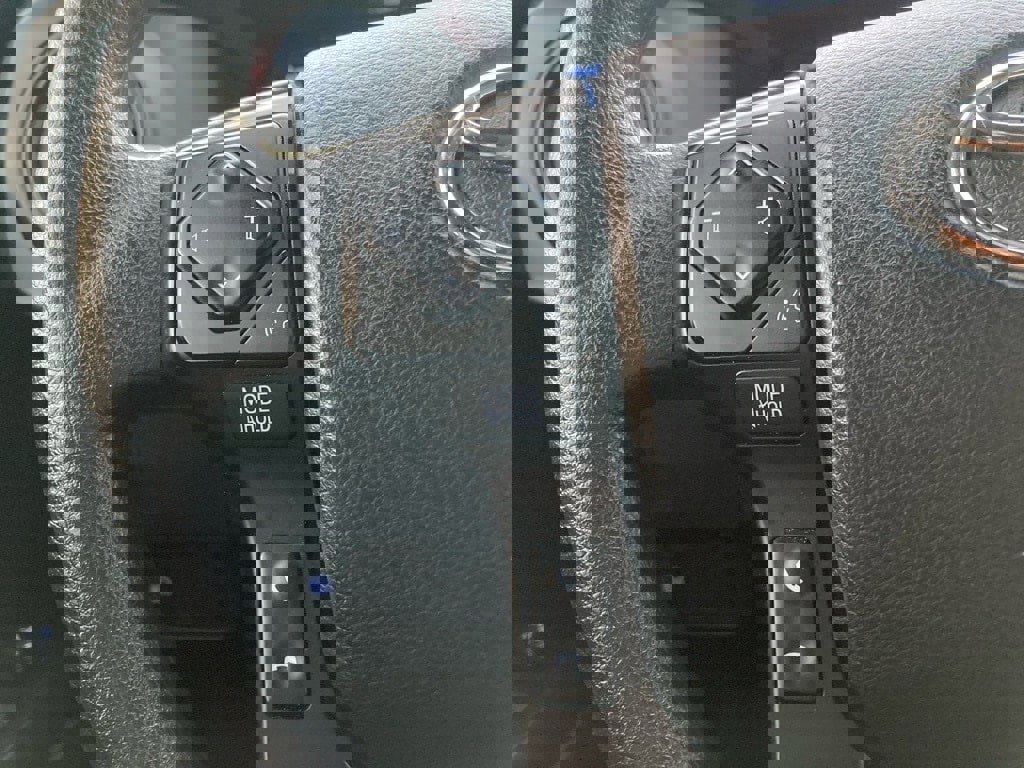 Used 2023 Toyota Tacoma SR image 13