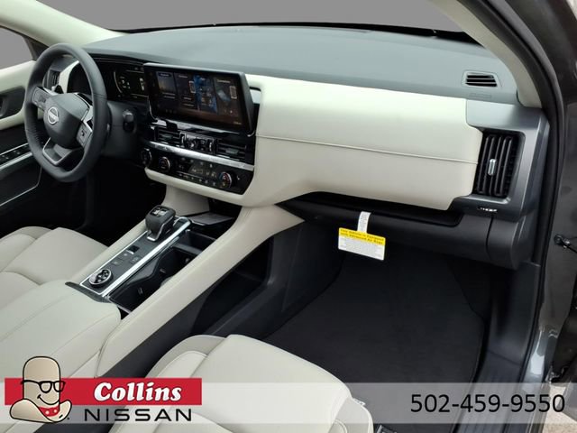 New 2026 Nissan Pathfinder SL image 12