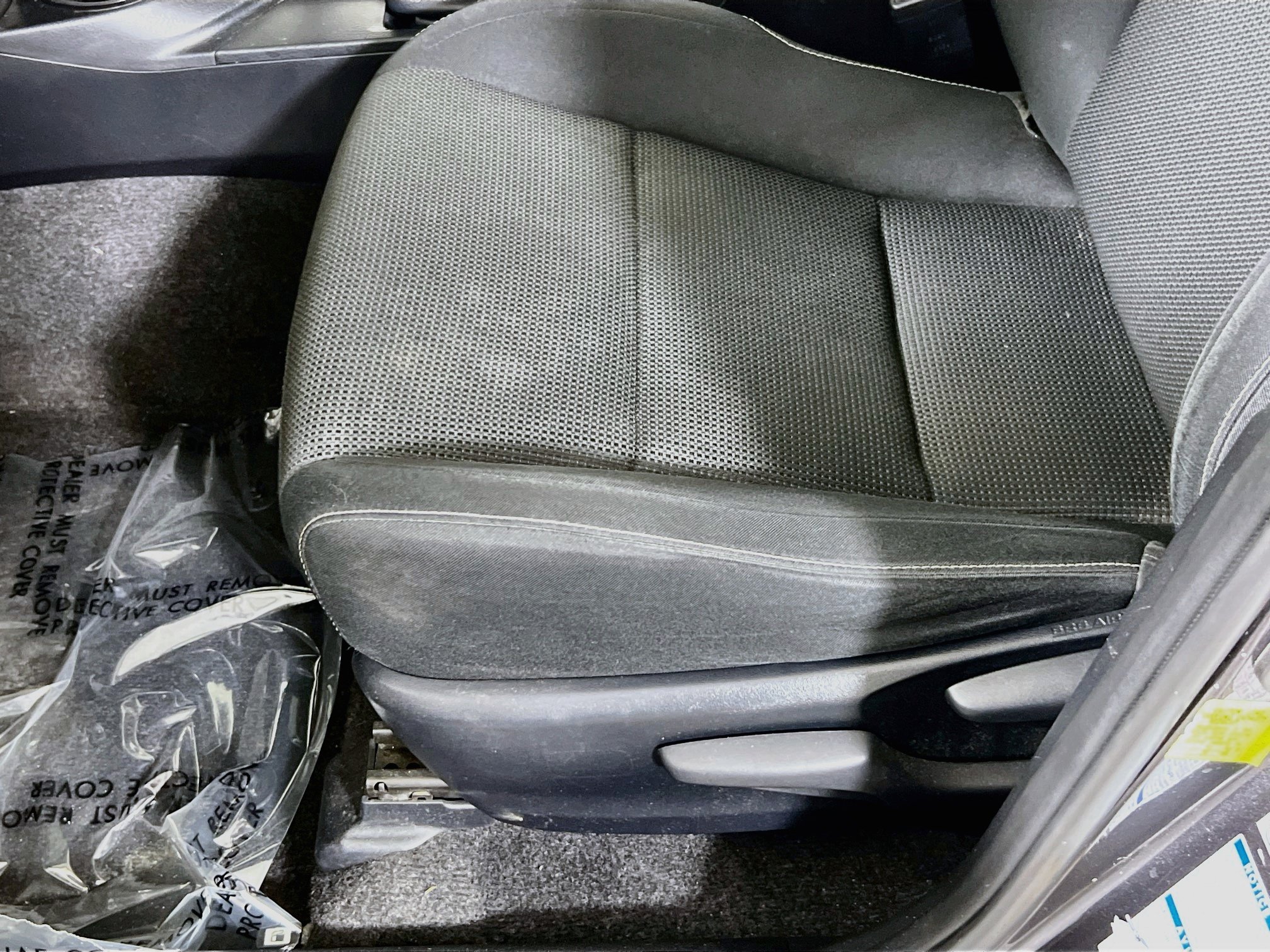 Used 2018 Toyota RAV4 XLE w/ Plus Extra Value Package AWD/4WD image 18