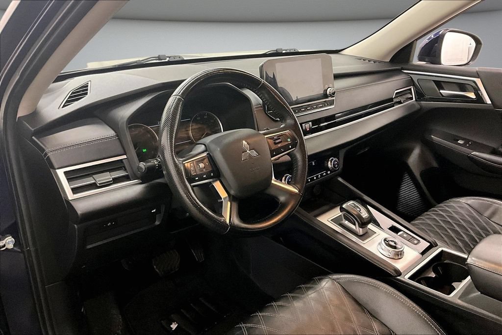 Used 2022 Mitsubishi Outlander SEL AWD/4WD image 17