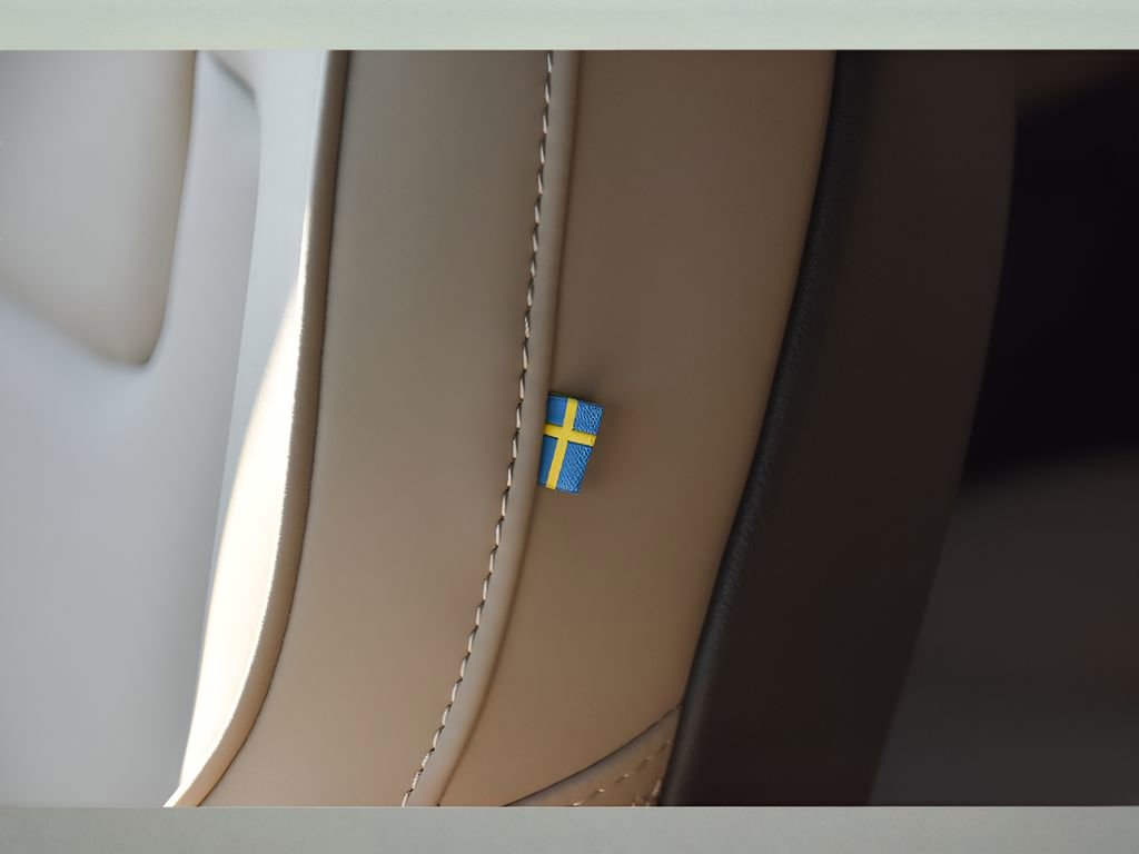 New 2026 Volvo XC90 B6 Plus w/ Protection Package Premier image 40