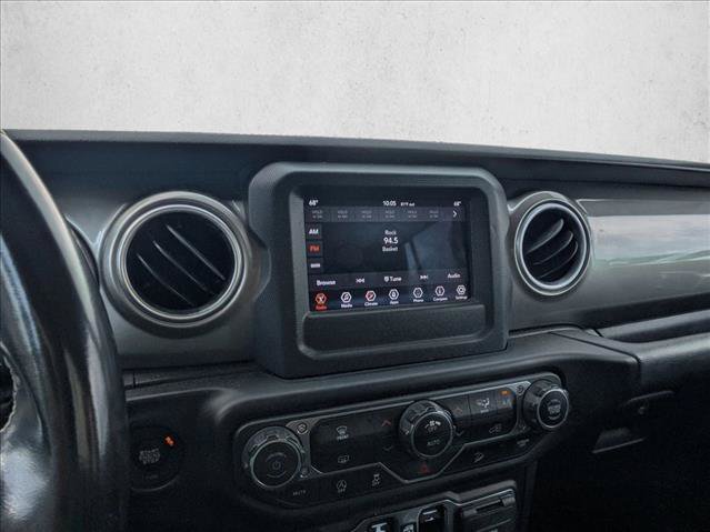 Used 2020 Jeep Wrangler Unlimited Sahara AWD/4WD image 12