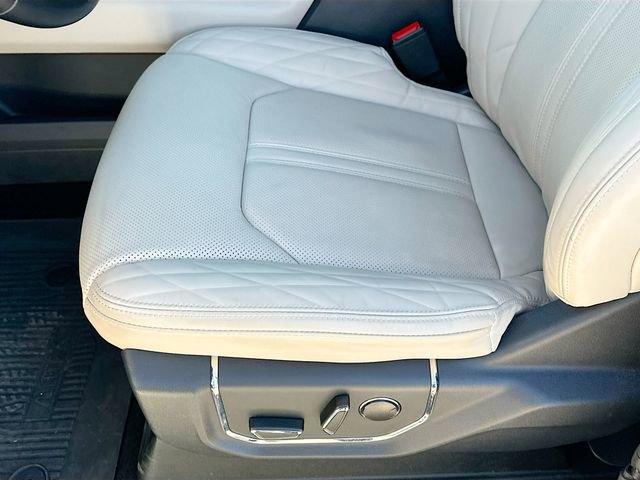 Used 2022 Ford Expedition Platinum image 20