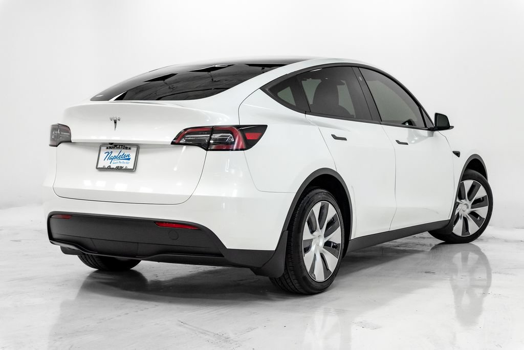 Used 2023 Tesla Model Y Long Range AWD/4WD image 25