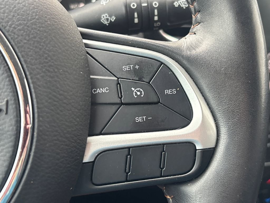 Used 2019 Jeep Compass Limited FWD image 20