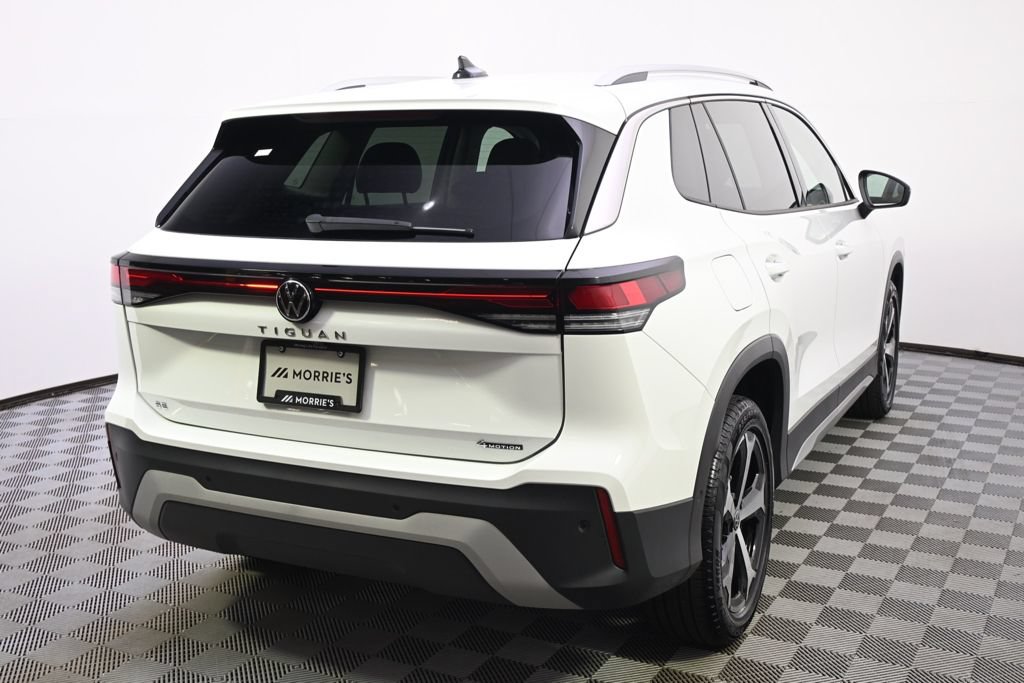 Used 2026 Volkswagen Tiguan SE AWD/4WD image 6