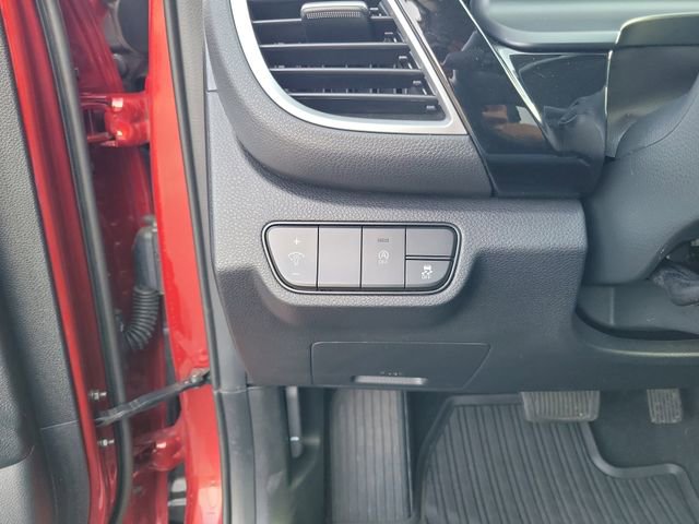 Used 2025 Kia Seltos S image 15